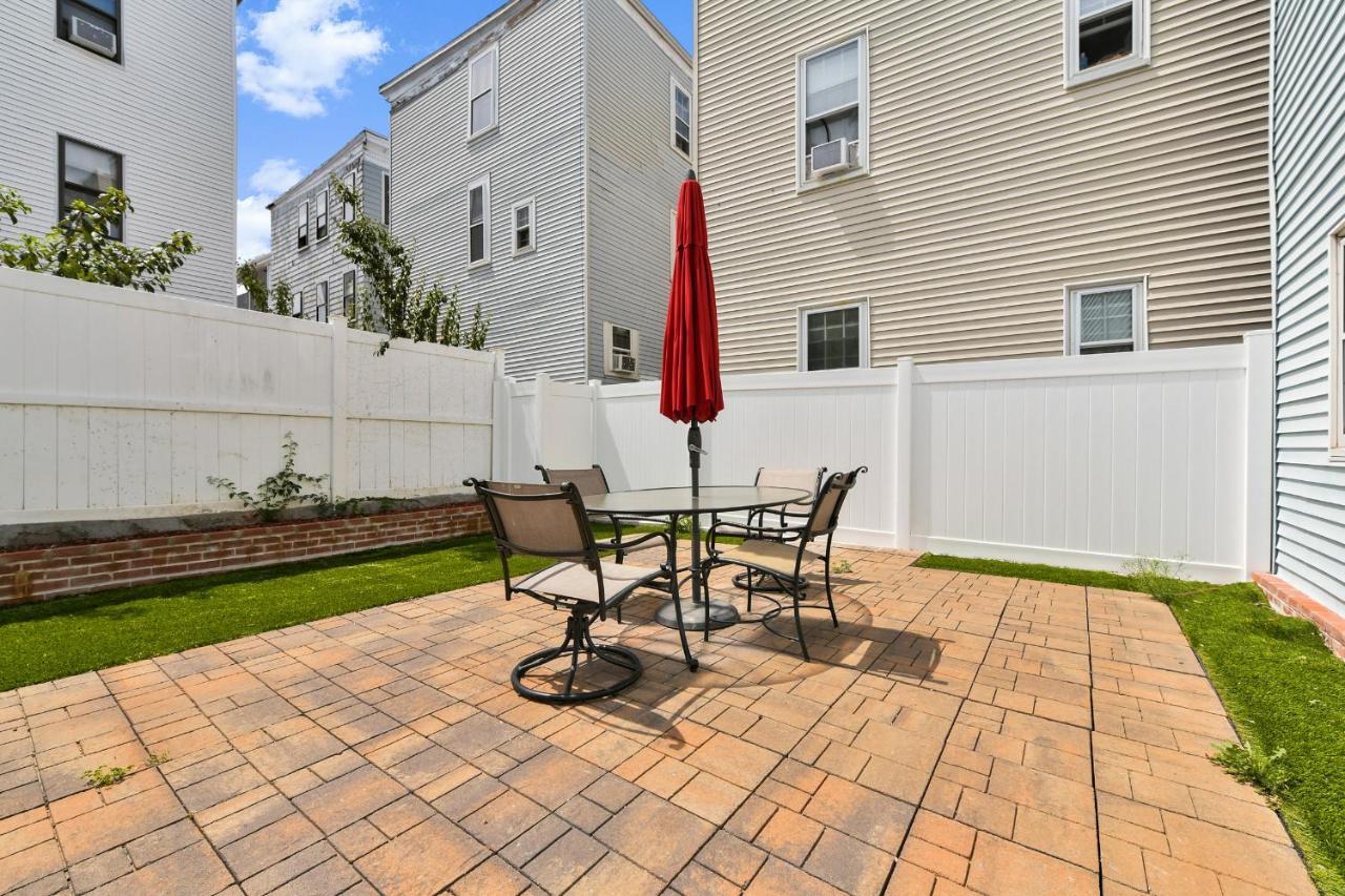 The Maverick - Luxurious Apartment - Free Parking - 2 Miles From Boston Logan Airport Chelsea Bagian luar foto